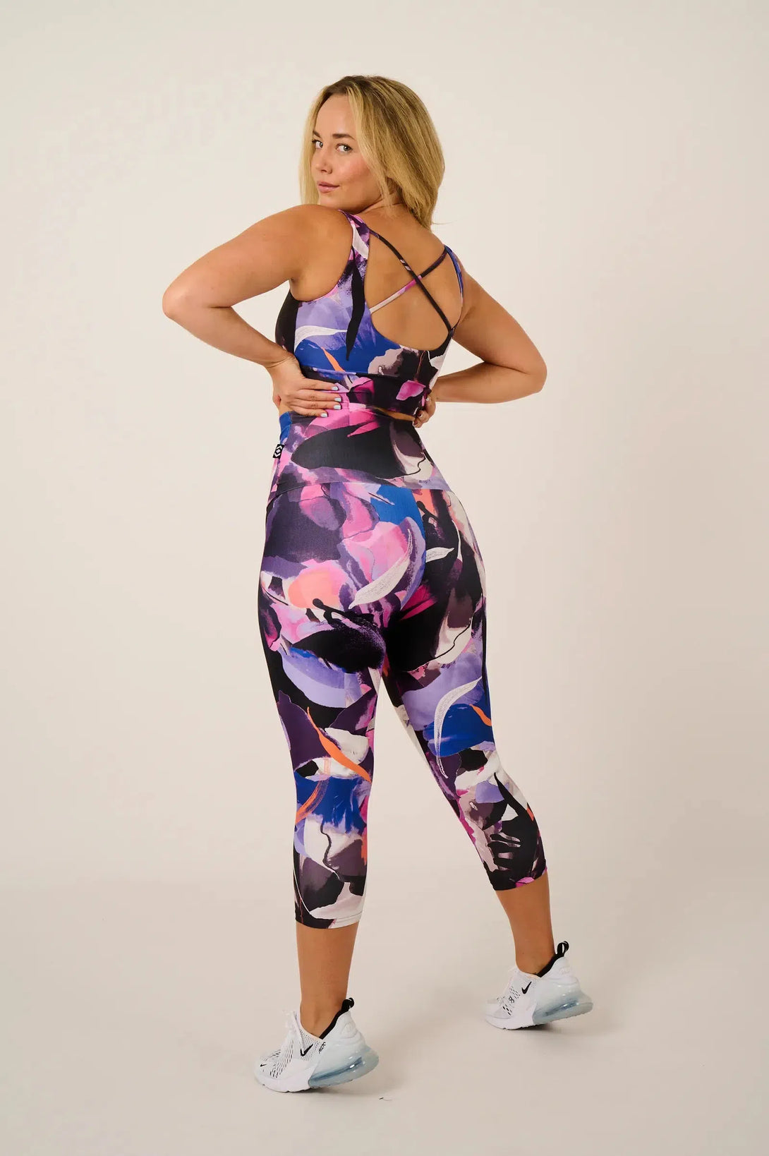 Performance Extra High Waisted Capri Legging - Calypso Nights-Activewear-Exoticathletica