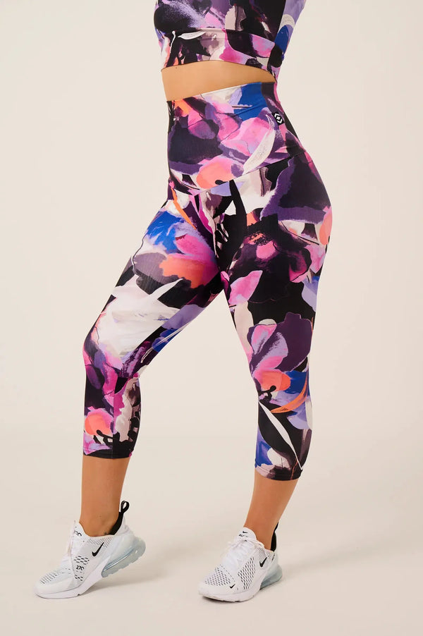 Performance Extra High Waisted Capri Legging - Calypso Nights-Activewear-Exoticathletica