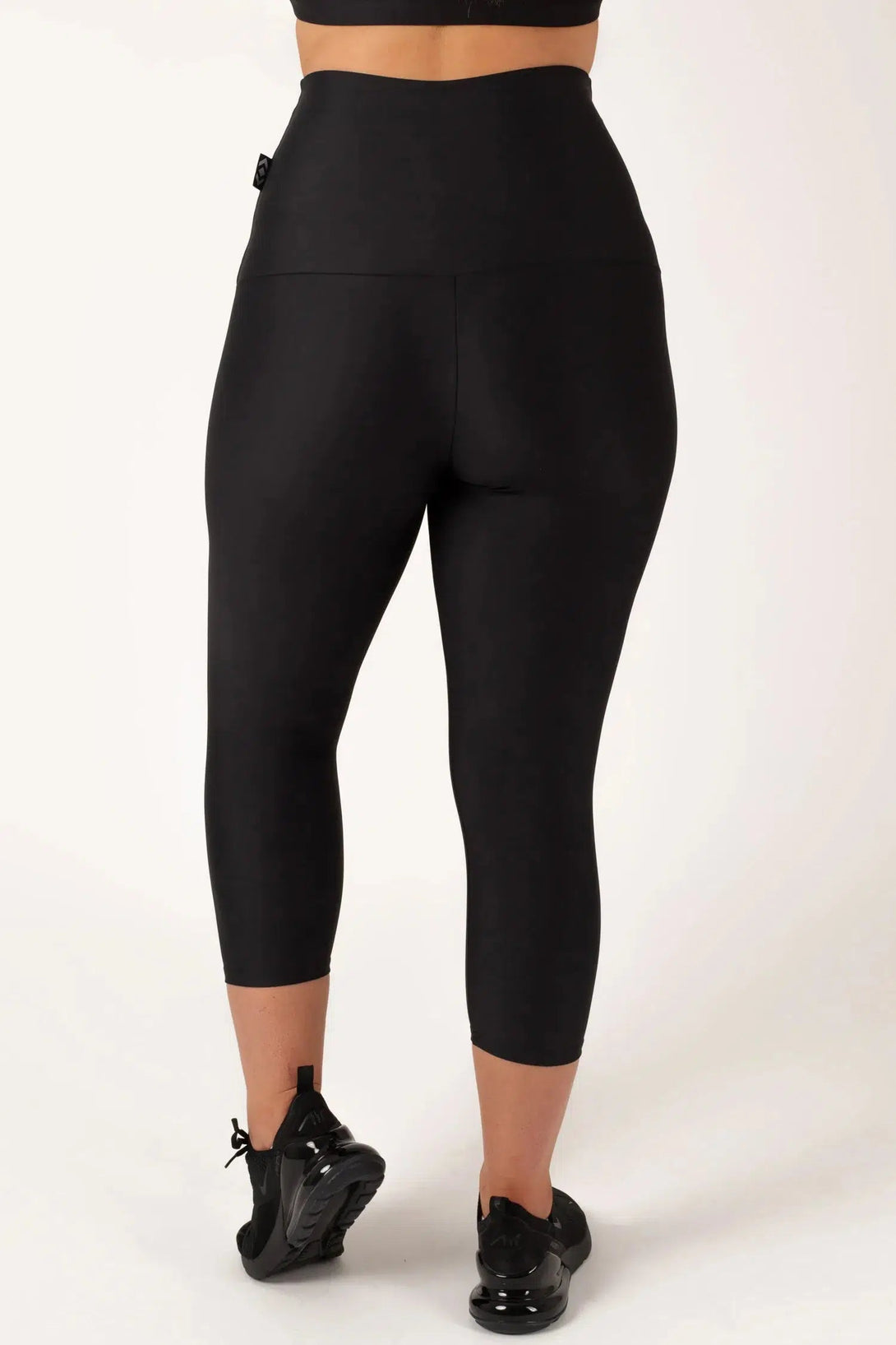 Performance Extra High Waisted Capri Leggings - Black-Activewear-Exoticathletica