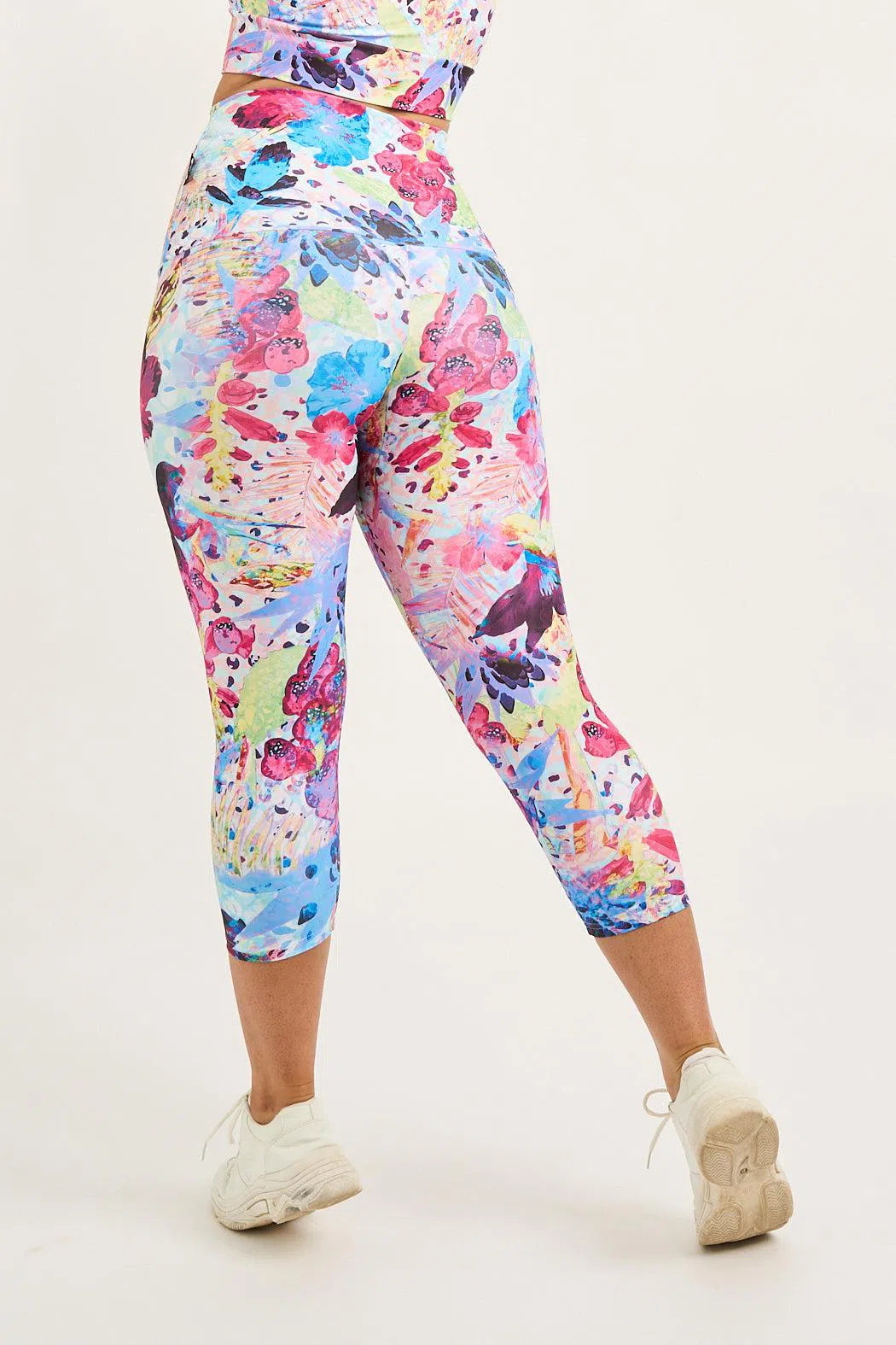 Performance Extra High Waisted Capri Leggings - Blessings-Activewear-Exoticathletica