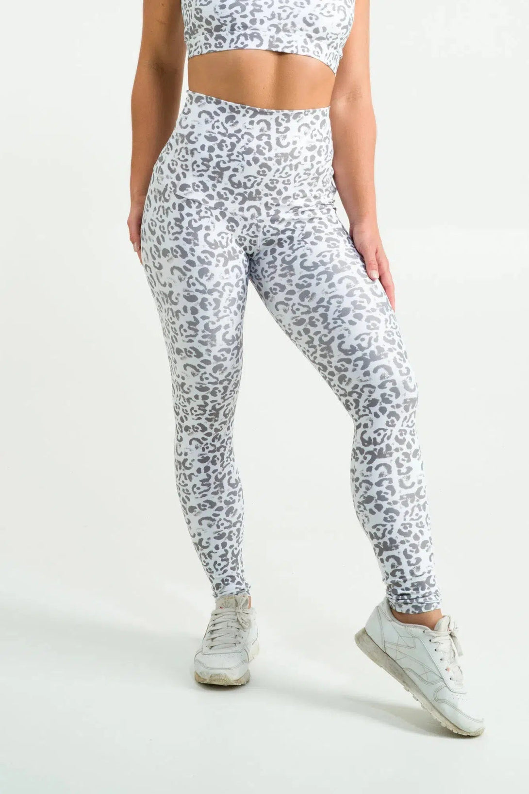 Performance Extra High Waisted Leggings - Snow Jag-Activewear-Exoticathletica