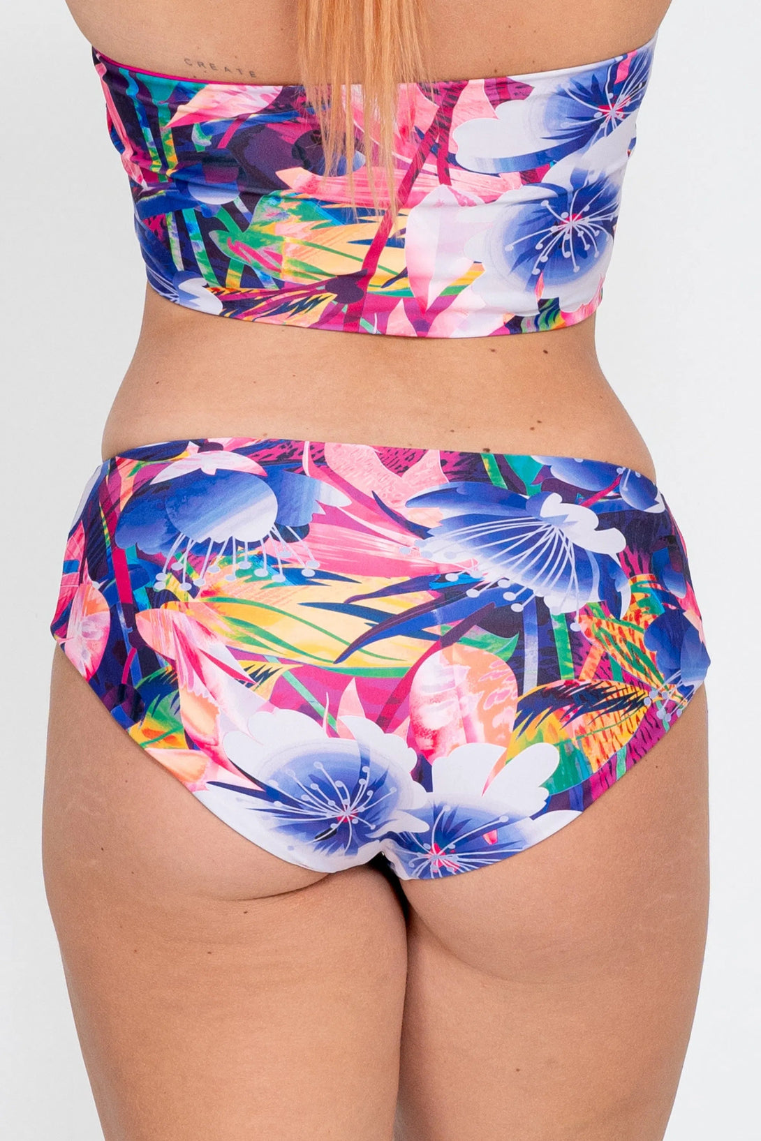 Performance Full Coverage Brief Bikini Bottoms - Down The Garden Path-Activewear-Exoticathletica