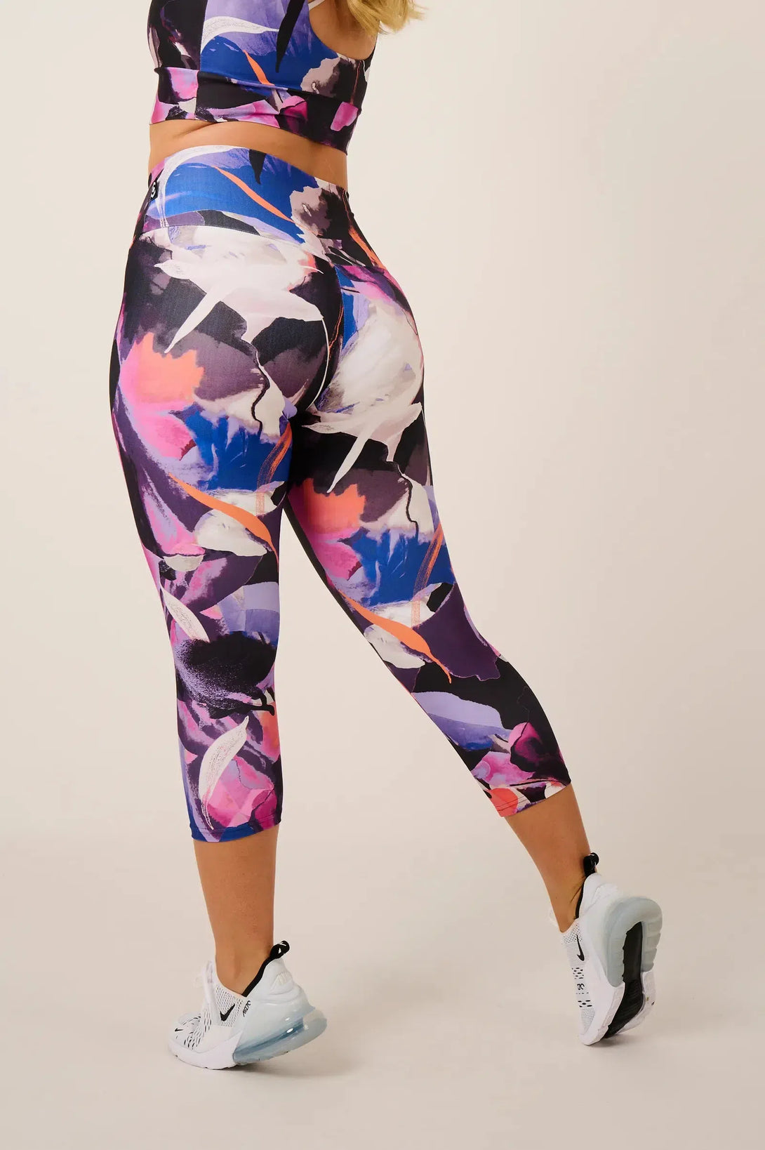 Performance High Waisted Capri Leggings - Calypso Nights-Activewear-Exoticathletica