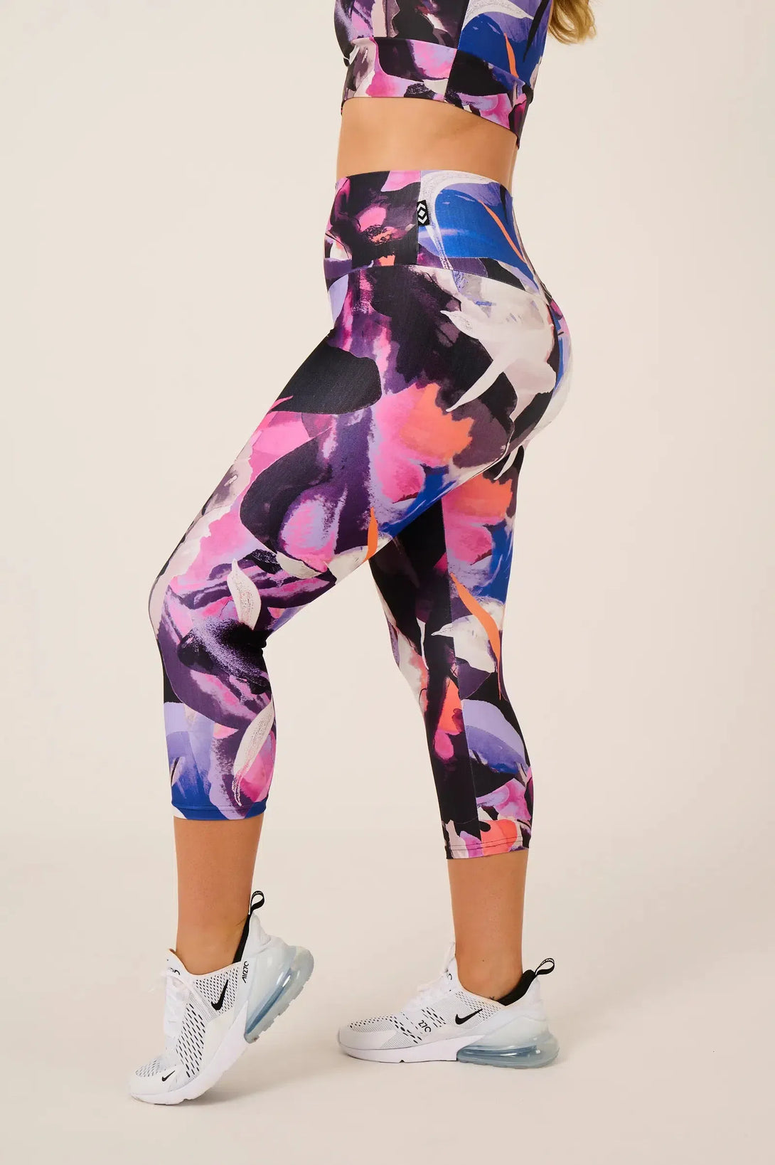 Performance High Waisted Capri Leggings - Calypso Nights-Activewear-Exoticathletica