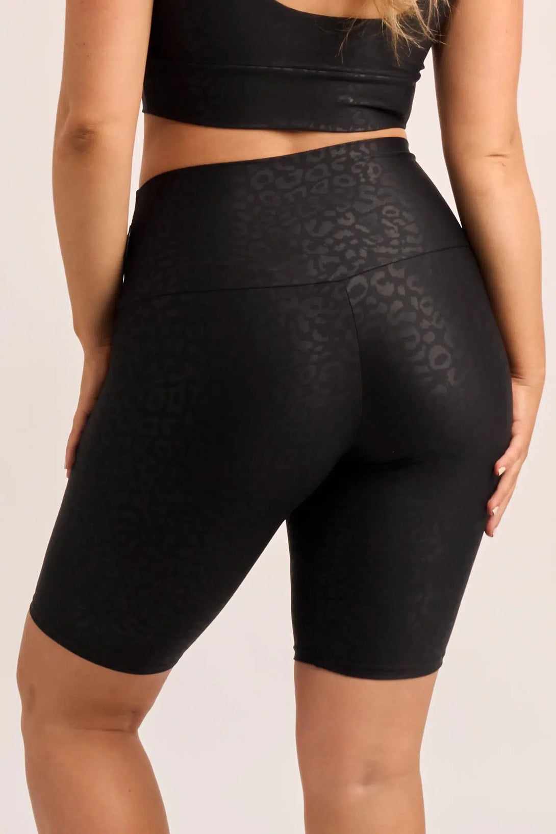 Performance High Waisted Long Shorts - Black Exotic Touch Jag-Activewear-Exoticathletica