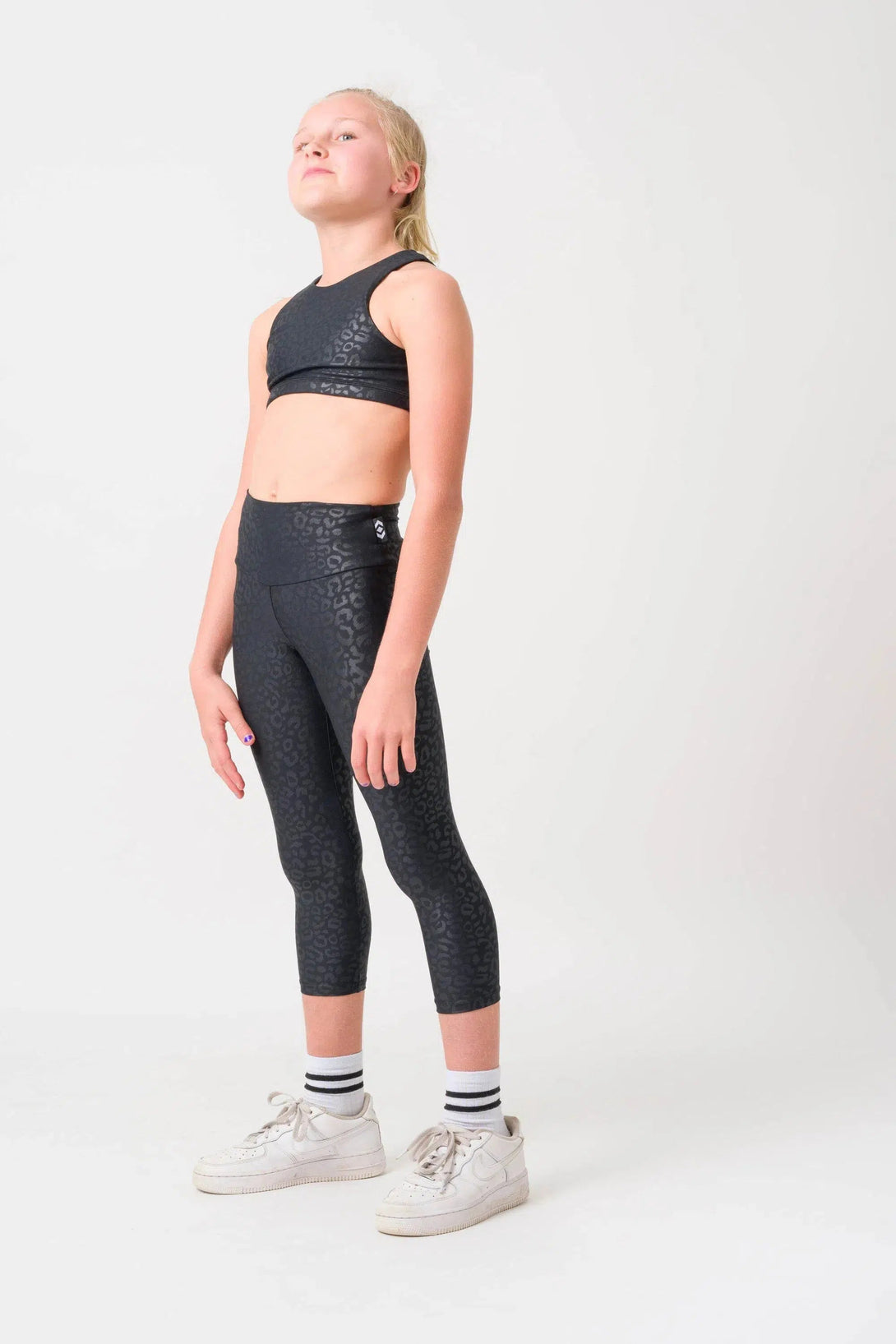 Performance Kids Capris - Black Exotic Touch Jag-Activewear-Exoticathletica