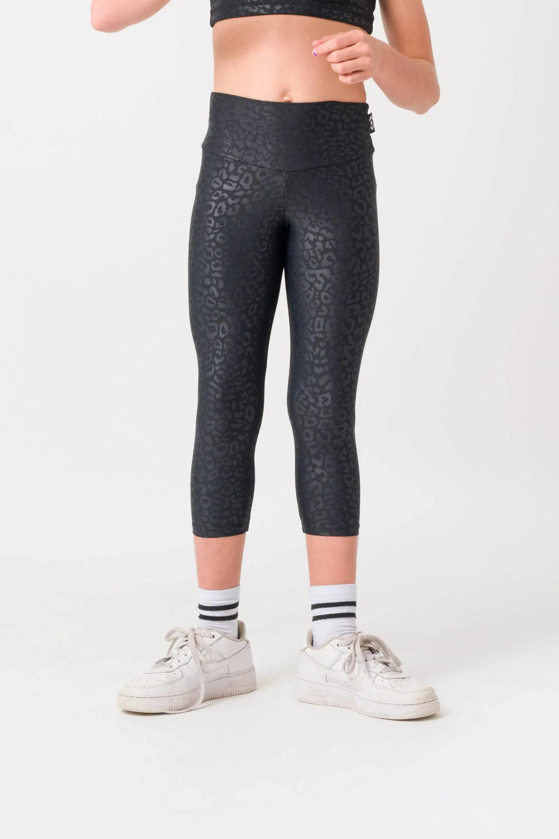 Performance Kids Capris - Black Exotic Touch Jag-Activewear-Exoticathletica