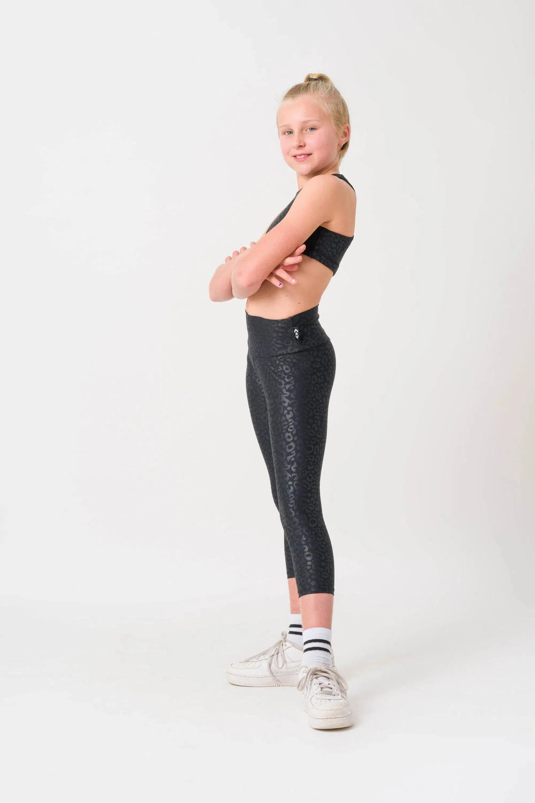 Performance Kids Capris - Black Exotic Touch Jag-Activewear-Exoticathletica