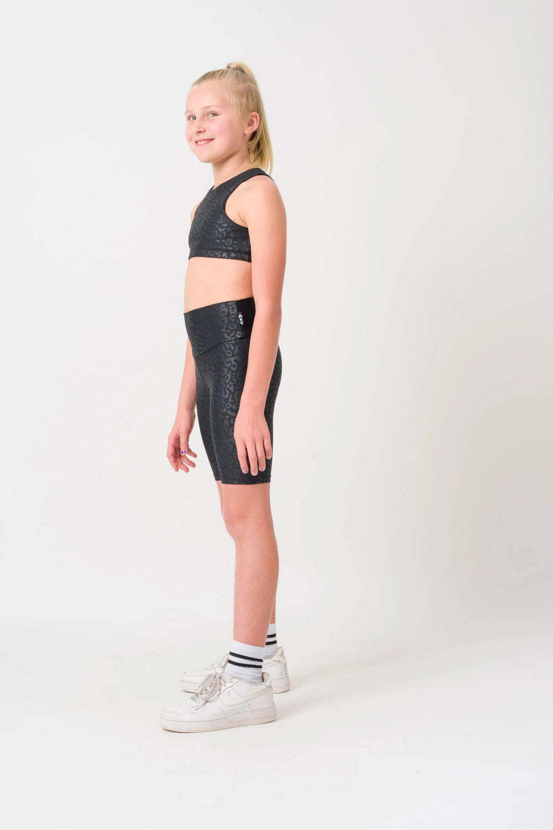 Performance Kids Long Shorts - Black Exotic Touch Jag-Activewear-Exoticathletica