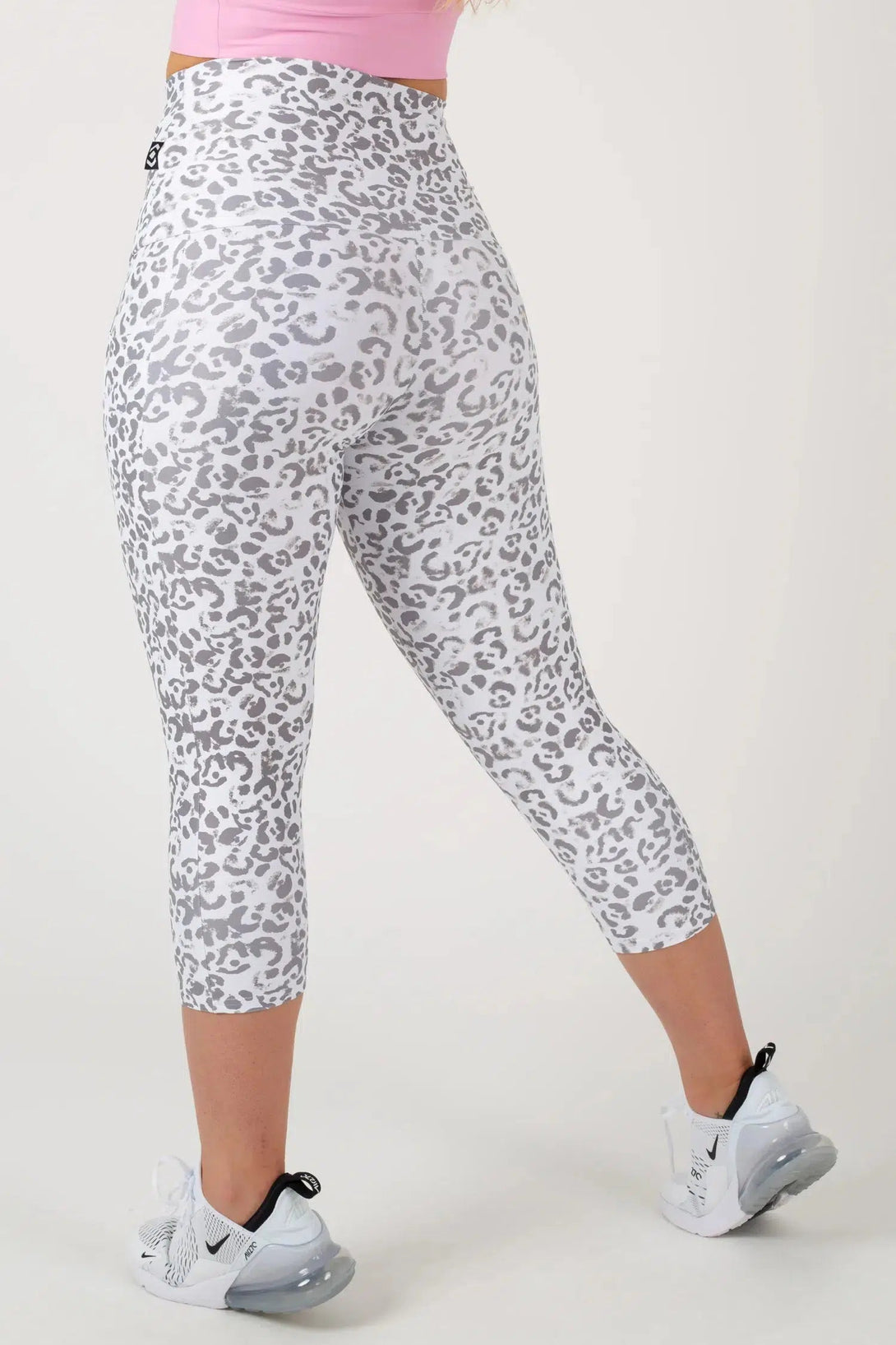 Performance Panel Pocket Extra High Waisted Capri Leggings - Snow Jag-Activewear-Exoticathletica