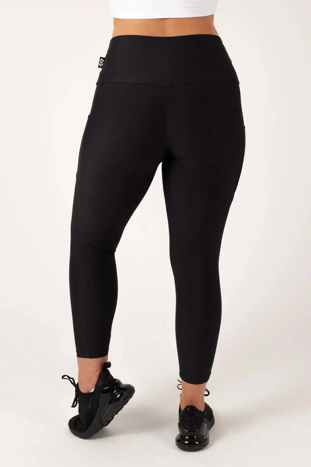 Performance Panel Pocket High Waisted 7/8 Leggings - Black-Activewear-Exoticathletica