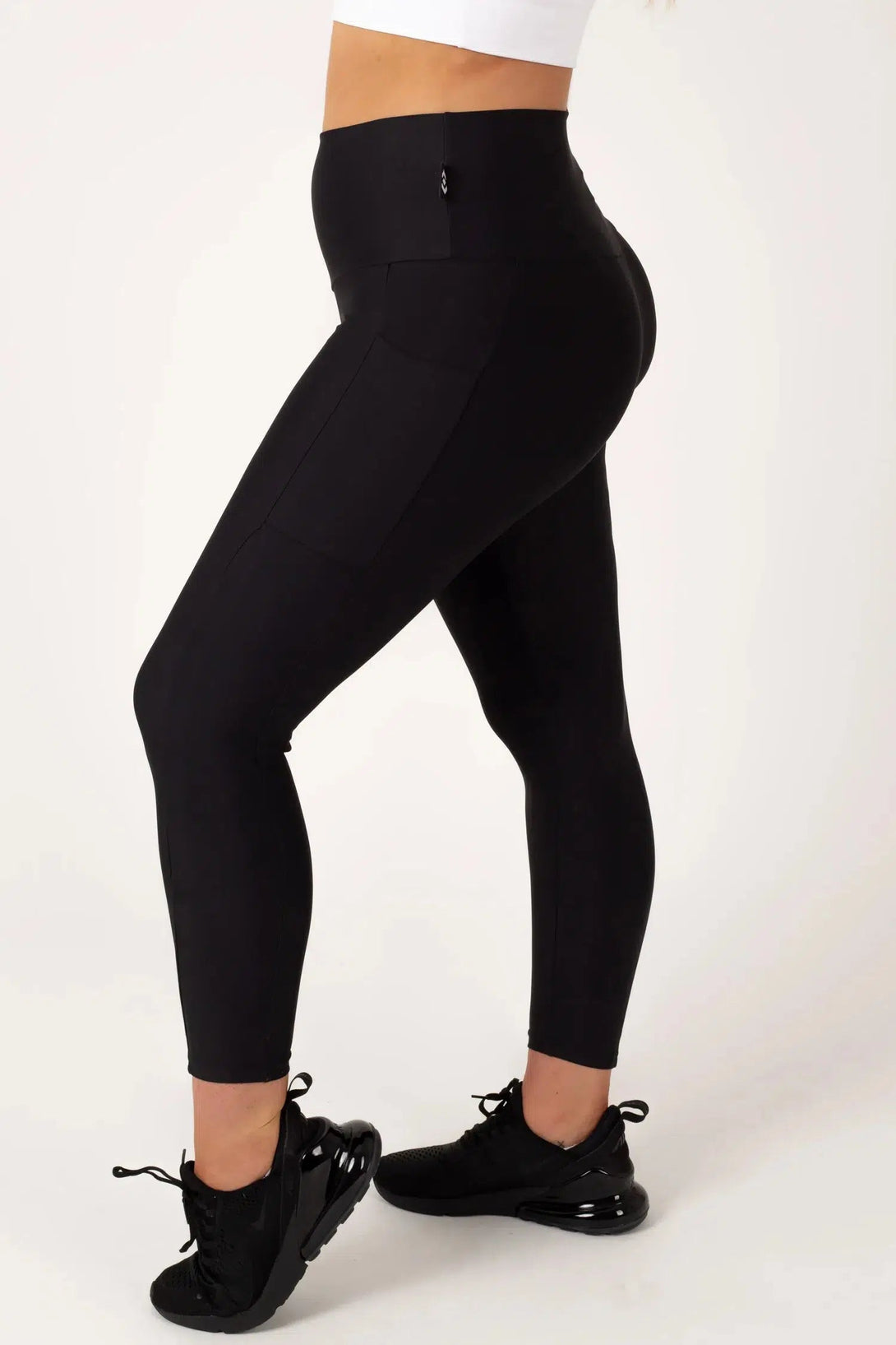 Performance Panel Pocket High Waisted 7/8 Leggings - Black-Activewear-Exoticathletica