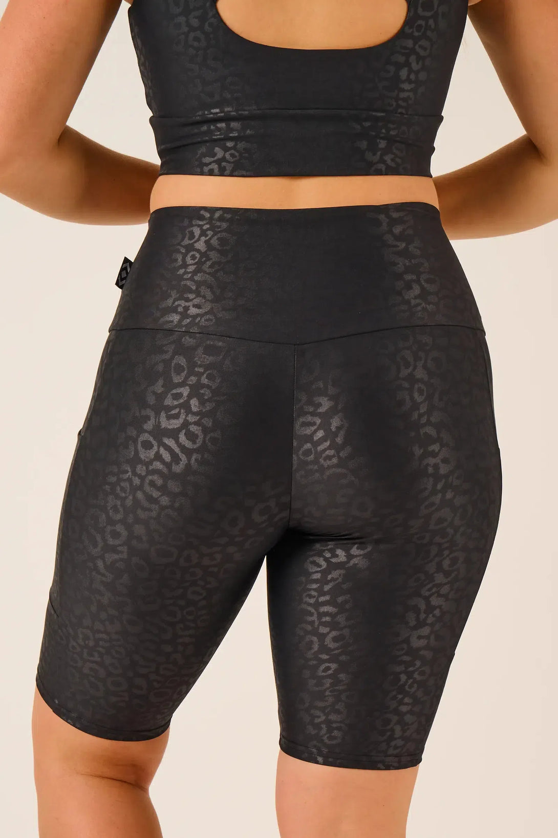 Performance Panel Pocket High Waisted Long Shorts - Black Exotic Touch Jag-Activewear-Exoticathletica