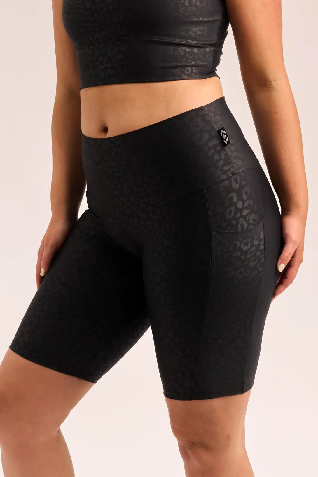 Performance Panel Pocket High Waisted Long Shorts - Black Exotic Touch Jag-Activewear-Exoticathletica