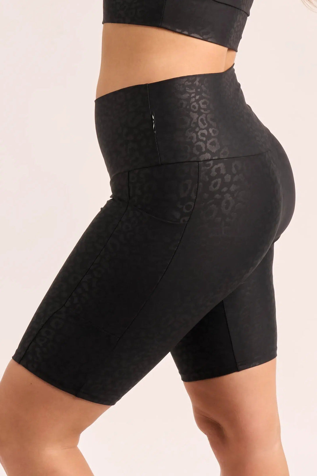 Performance Panel Pocket High Waisted Long Shorts - Black Exotic Touch Jag-Activewear-Exoticathletica