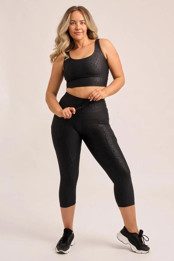 Performance Pocket Booty Shaper Drawstring Capri Leggings - Black Exotic Touch Jag-Activewear-Exoticathletica