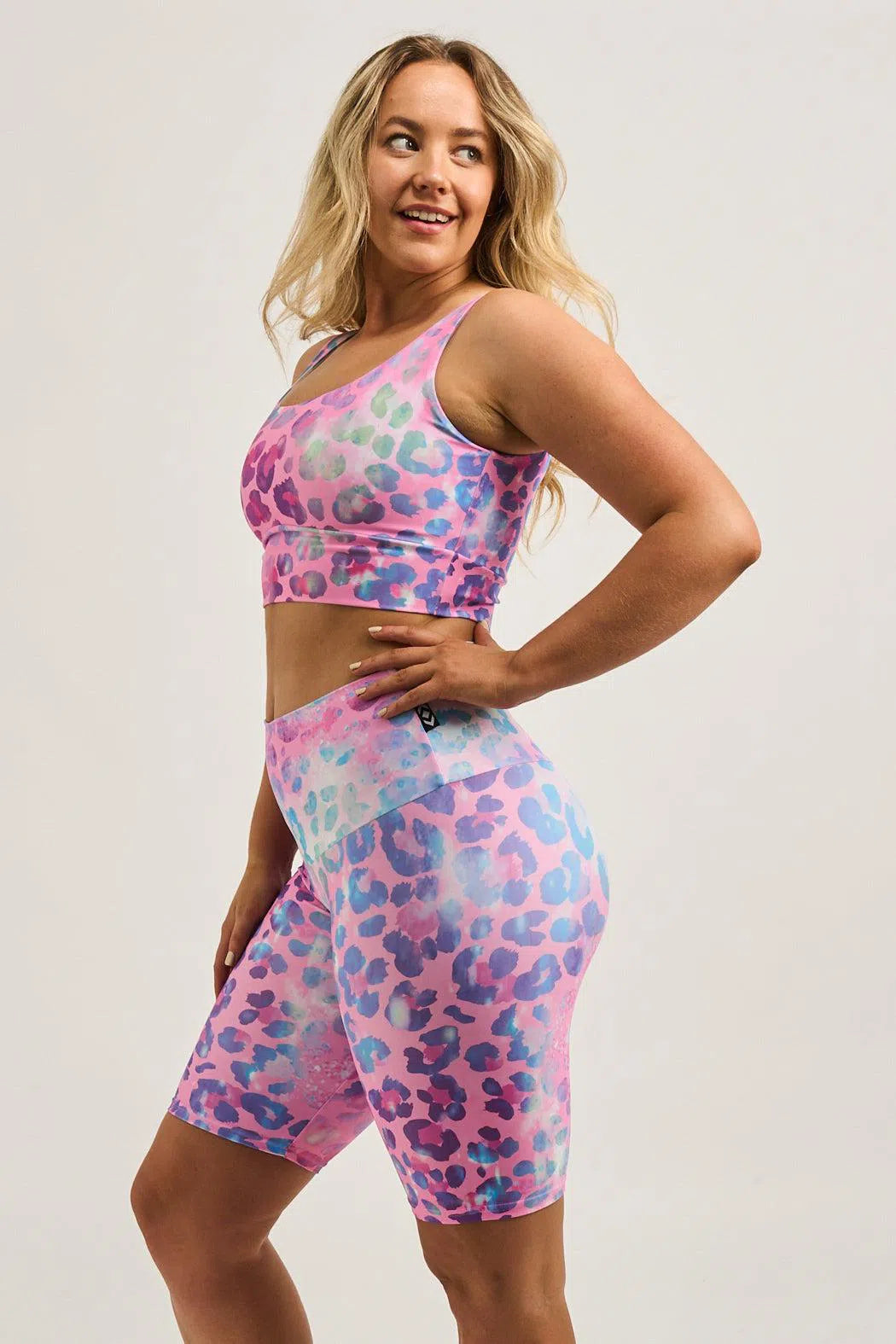 Rainbow Jag Performance - High Waisted Long Shorts-1000003673-Activewear-Exoticathletica