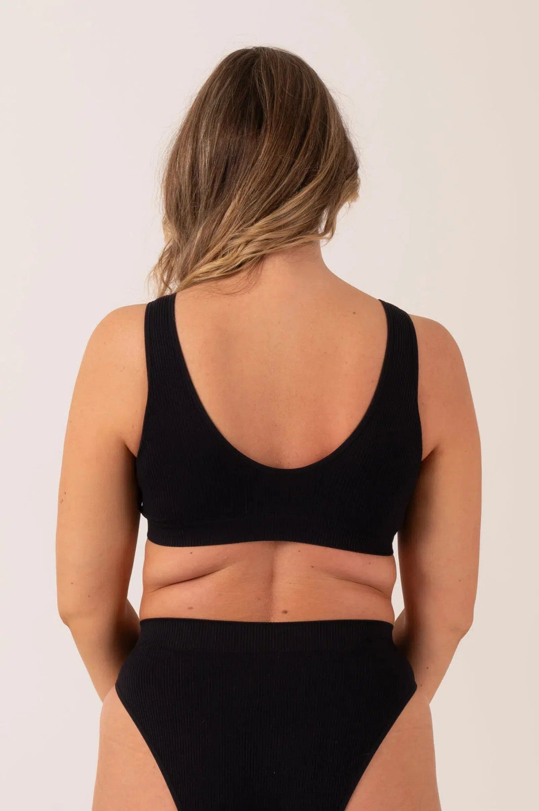 Rib Seam Free Plunge Bralette - Black-Activewear-Exoticathletica