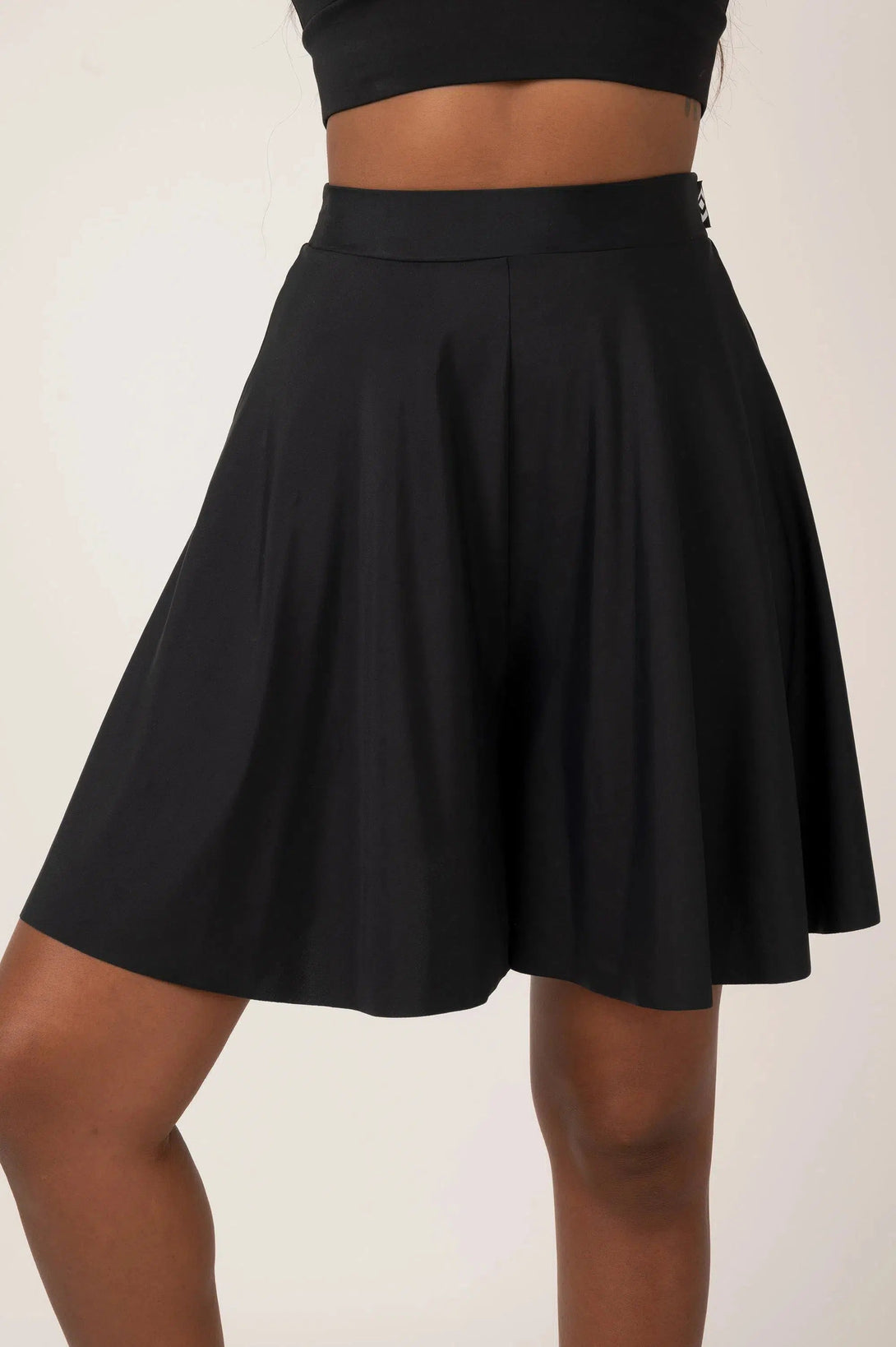 Silky Basketball Palazzo Short - Black-Activewear-Exoticathletica