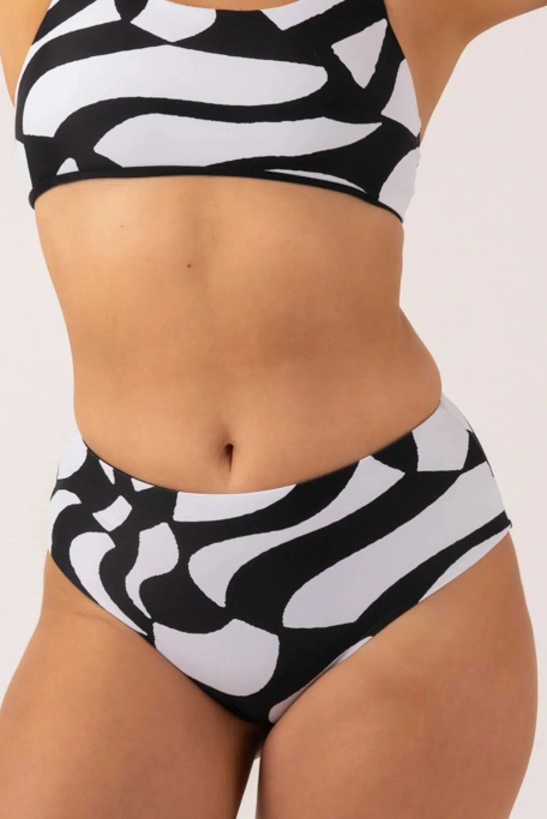 Silky Reversible High Waisted Medium Cut Bikini Bottom - Black Geo Waves-Activewear-Exoticathletica