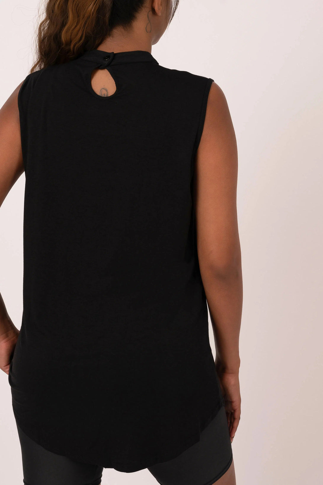 Slinky To Touch Ladder V Front Sleeveless Boyfriend Tee - Black-Activewear-Exoticathletica