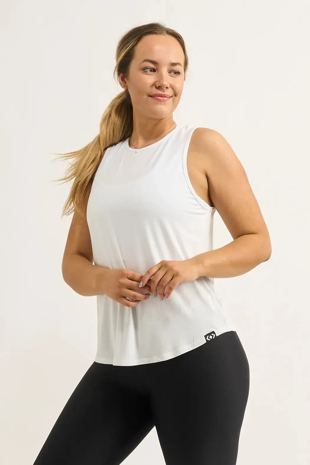 Slinky To Touch Muscle Back Tank - White-Activewear-Exoticathletica