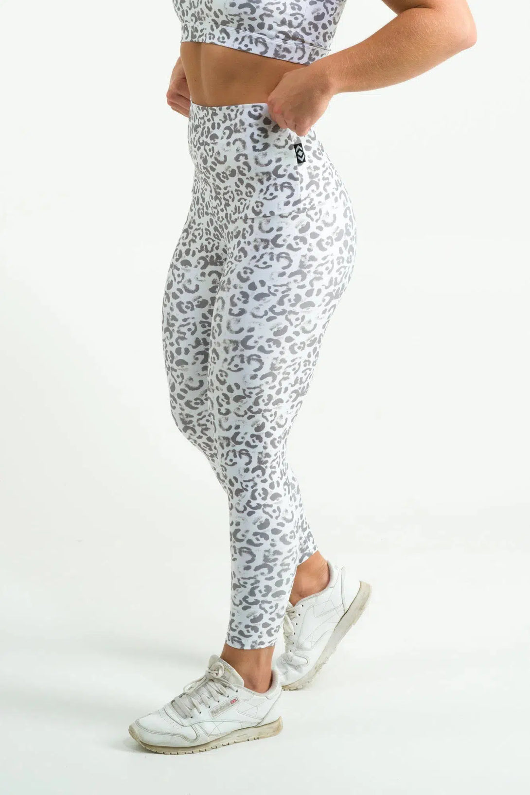 Snow Jag Performance - Extra High Waisted 7/8 Leggings-Activewear-Exoticathletica