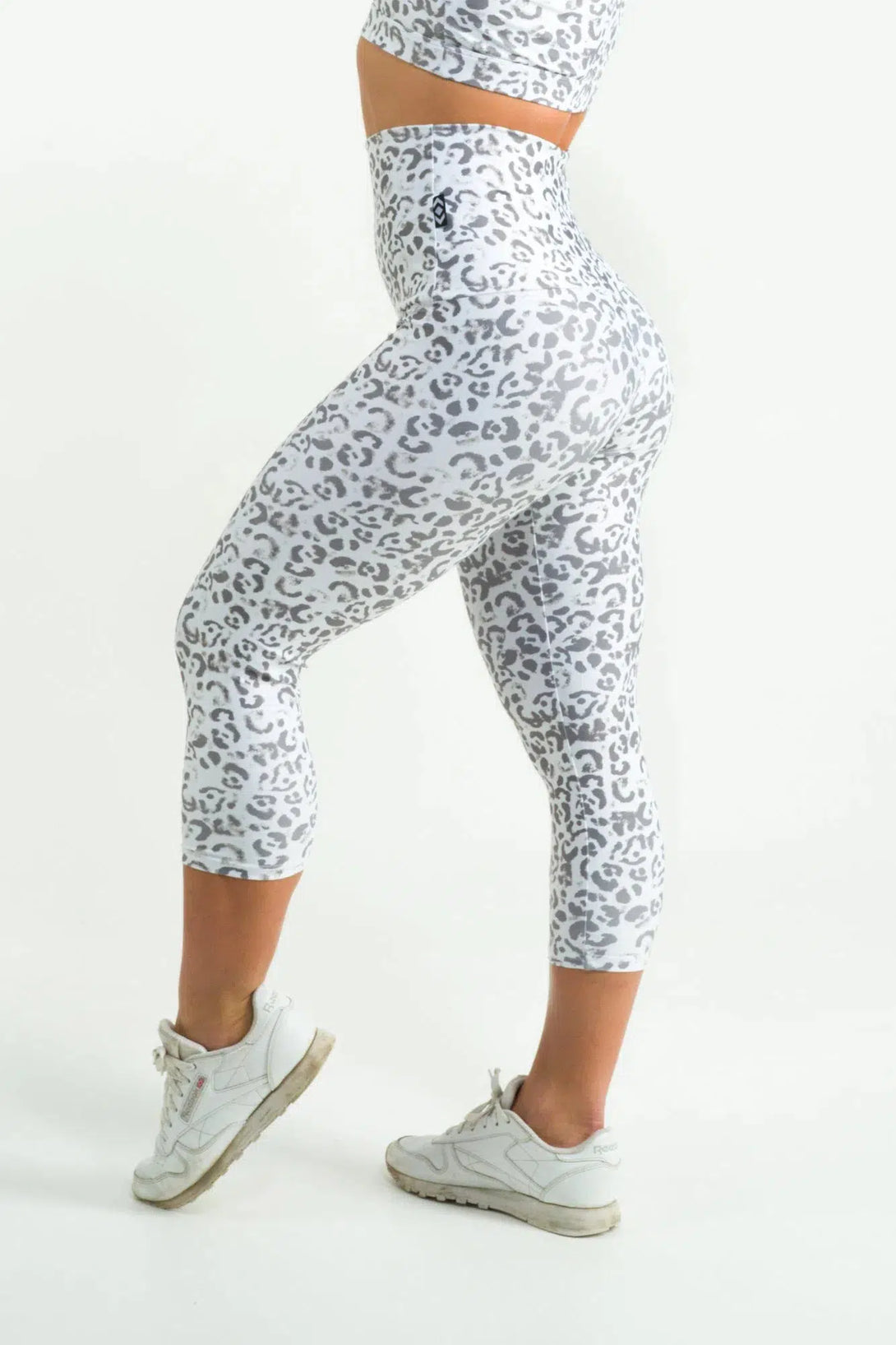 Snow Jag Performance - Extra High Waisted Capri Leggings-Activewear-Exoticathletica