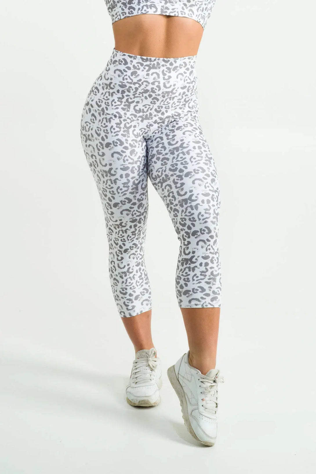 Snow Jag Performance - Extra High Waisted Capri Leggings-Activewear-Exoticathletica