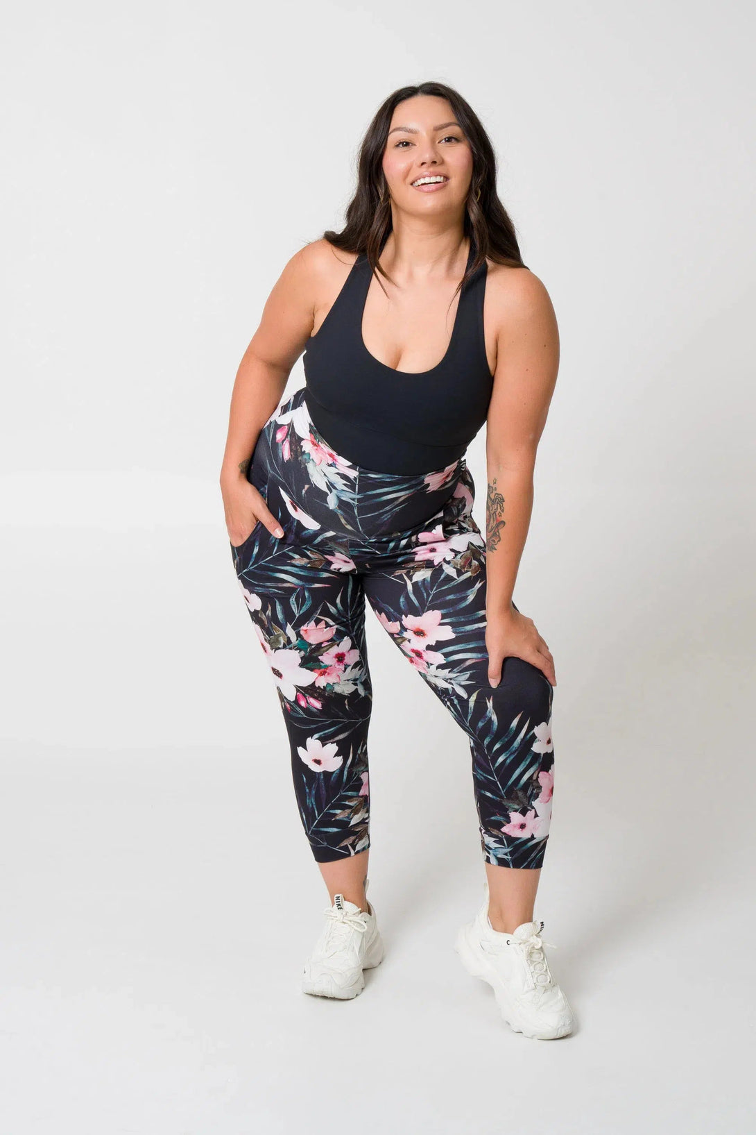 Soft To Touch Jogger Capris W/ Pockets - Exotic At Heart-Activewear-Exoticathletica