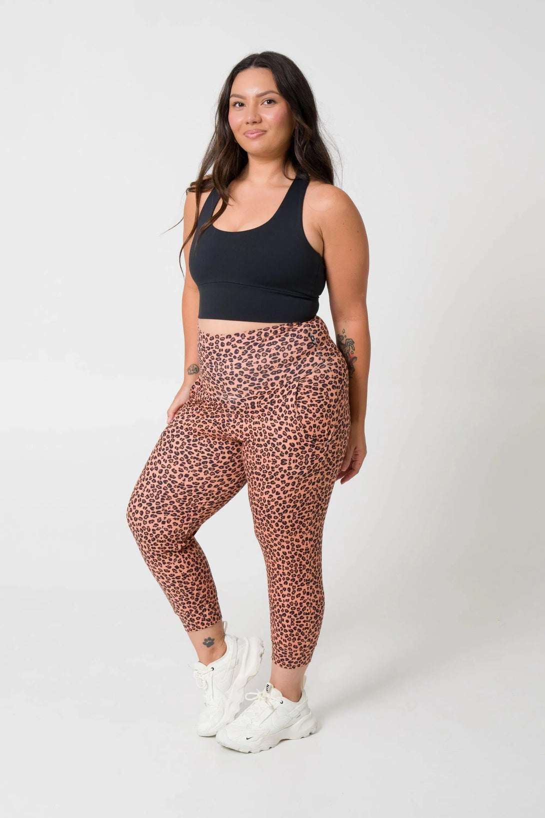 Soft To Touch Jogger Capris W/ Pockets - Teeni Jag-Activewear-Exoticathletica