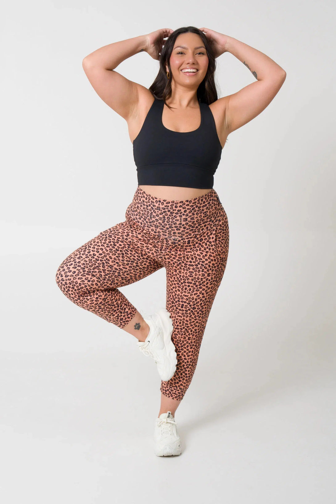 Soft To Touch Jogger Capris W/ Pockets - Teeni Jag-Activewear-Exoticathletica