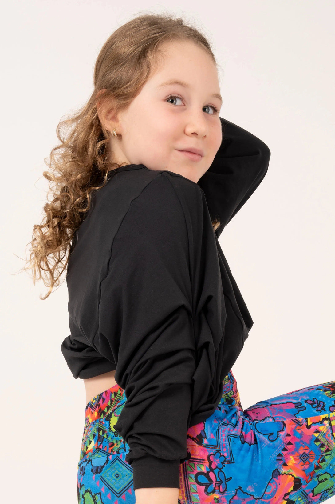 Soft To Touch Kids Batwing Cinched Sleeve Sweater - Black-Activewear-Exoticathletica