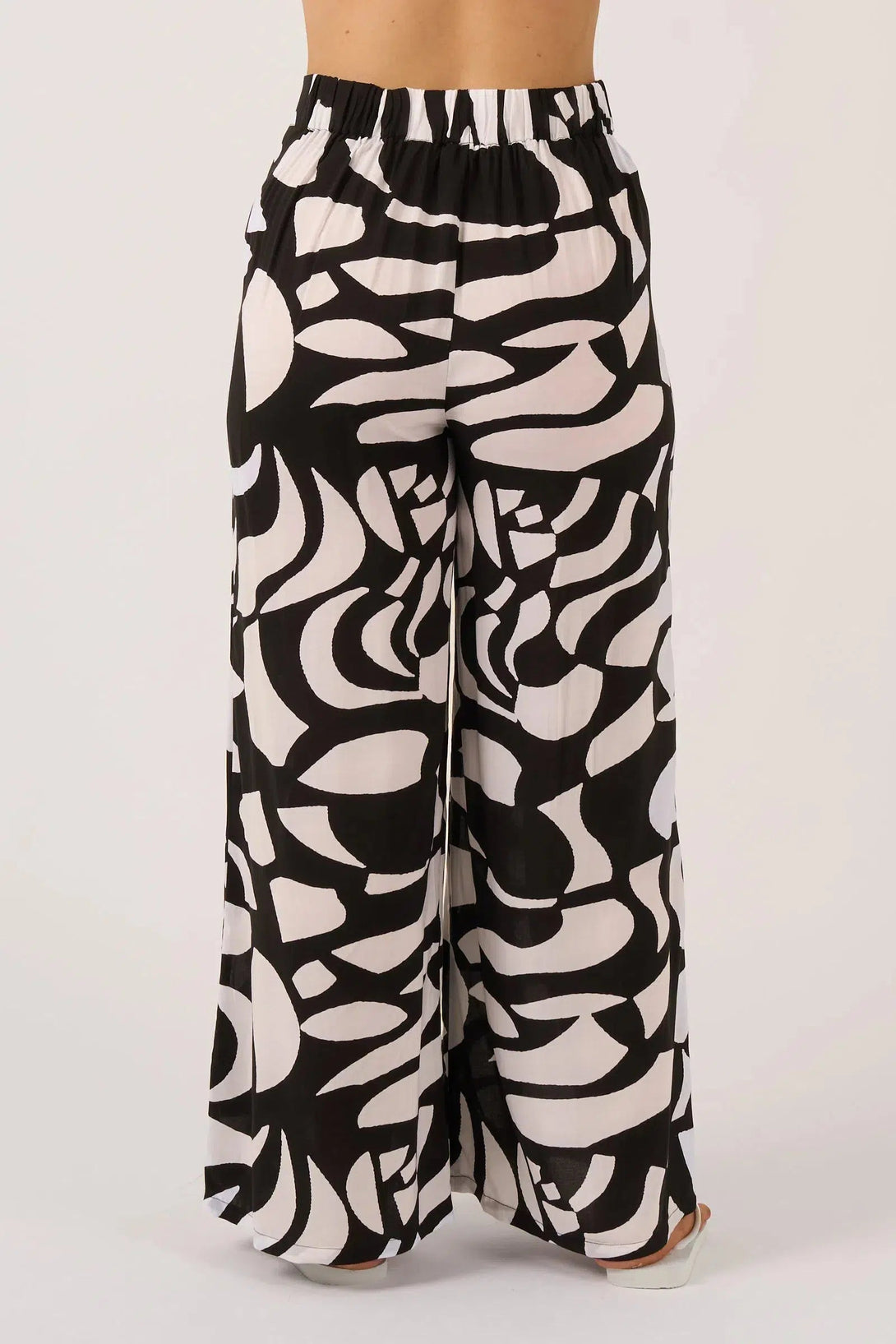 Sustainable Viscose Wide Leg Pant With Pockets - Black Geo Waves-Activewear-Exoticathletica