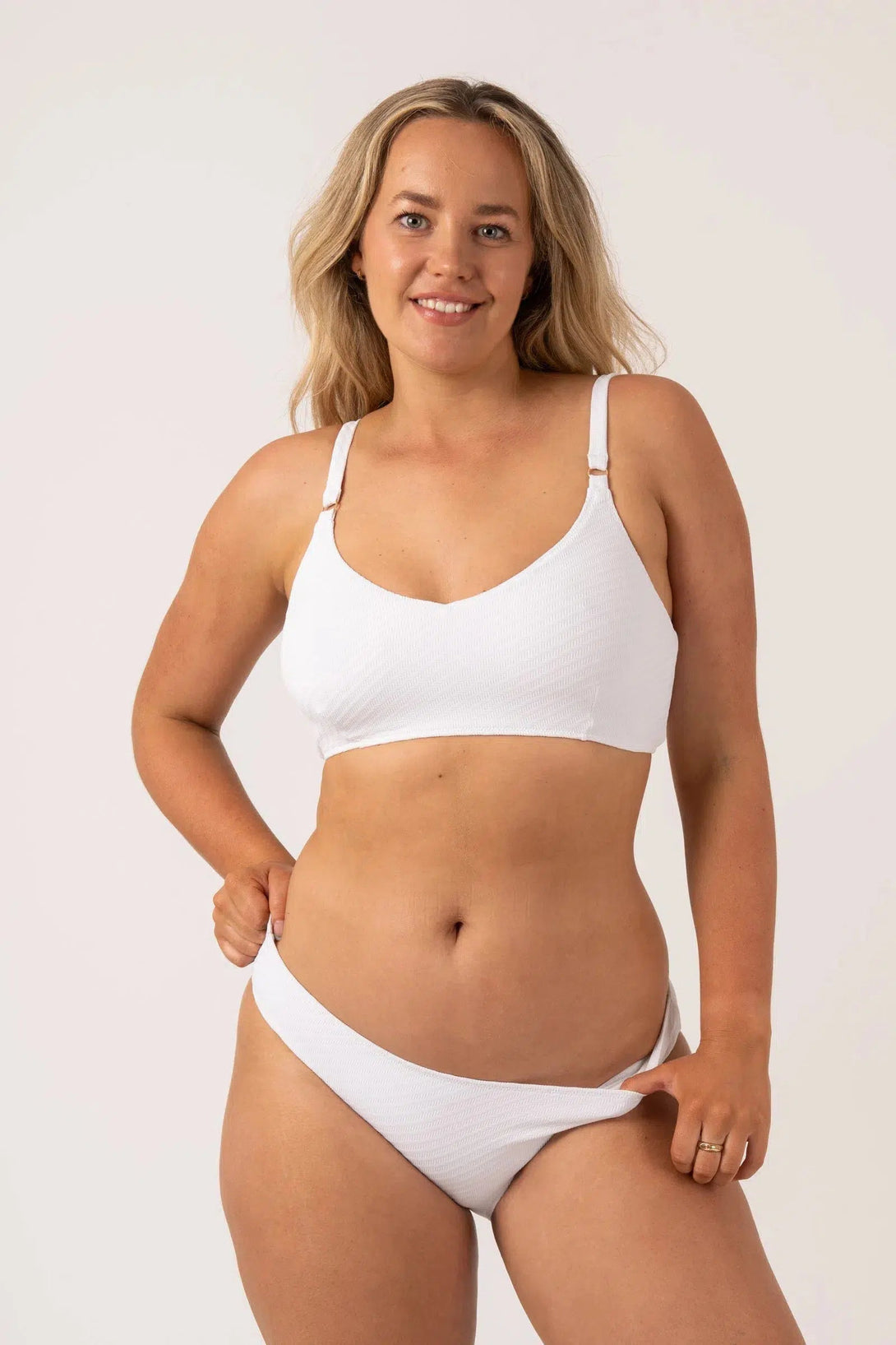 Textured Hipster Bikini Bottom - White-Activewear-Exoticathletica